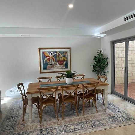 Canal Vista Mandurah Exterior photo